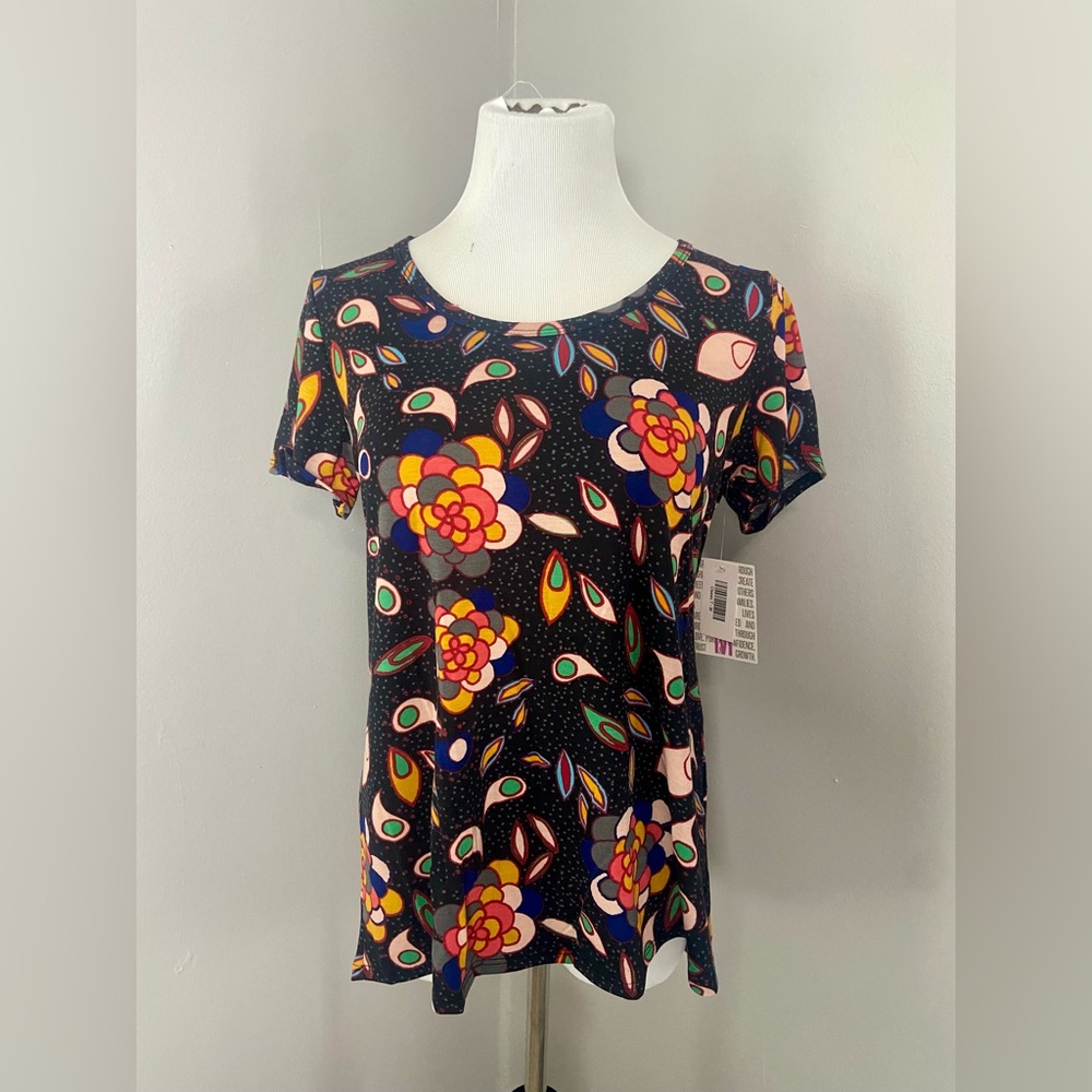 LuLaRoe Classic T Shirt NWT Black Multicolor Abstract Floral Short Sleeve - Picture 7 of 7
